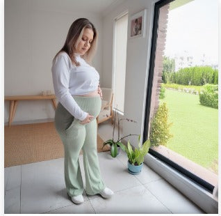 Pantalón Materno Premium: Suave, Cómodo y Flexible